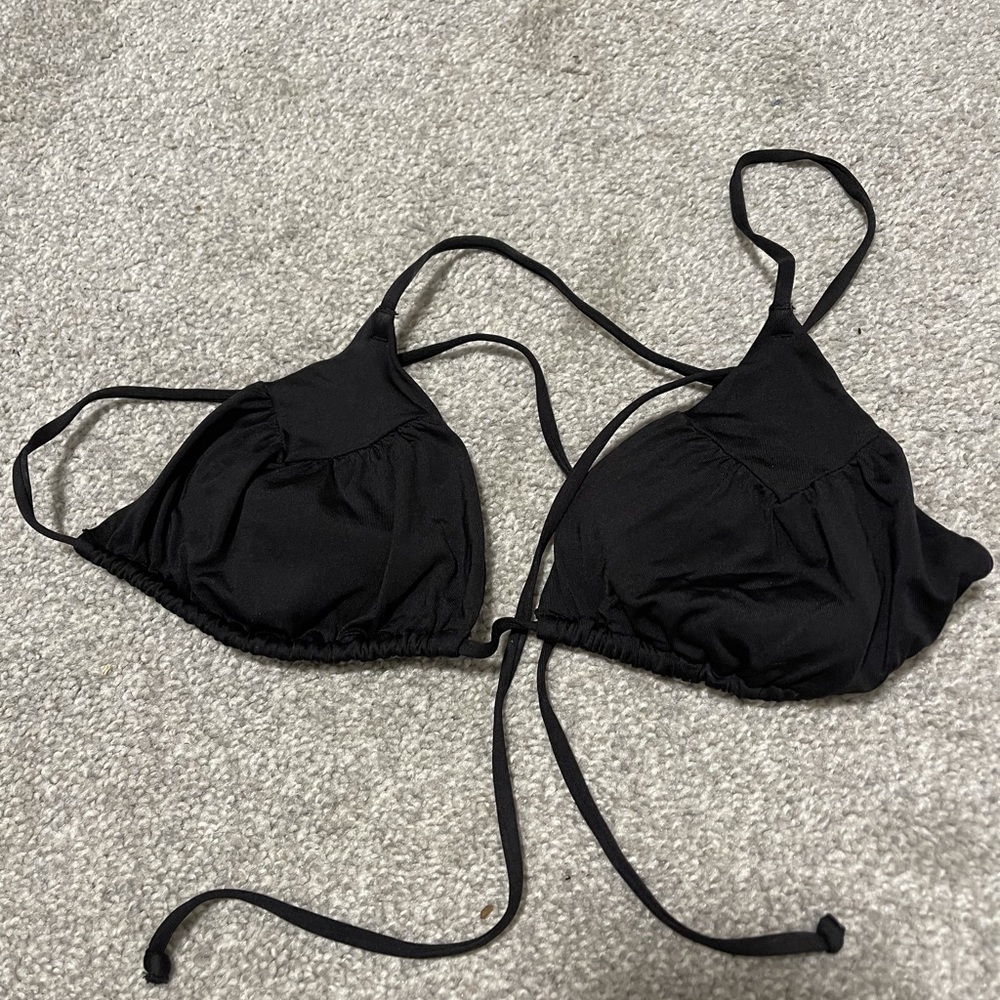 Black bikini top